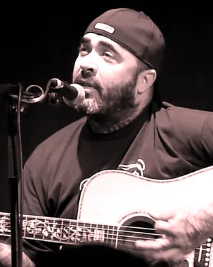 Aaron Lewis Houston